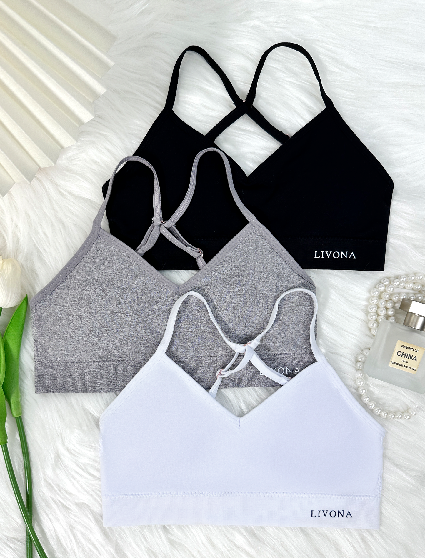 Livona Racerback Training Bra for Girls- 3 Pack Seamless Sports Bra, Padded Everyday Bra Bralette,Crop Cami Tank Top (6-14)